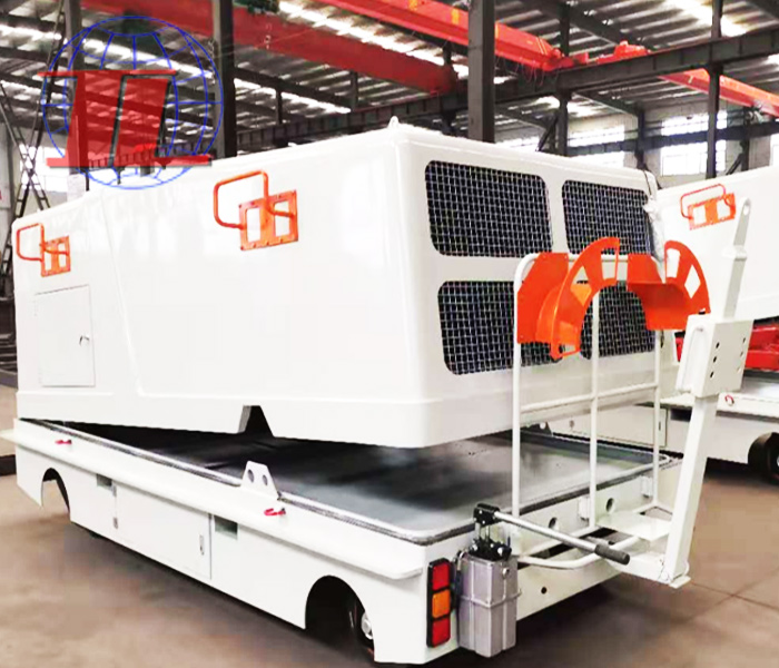 莱芜机场用自行多功能车